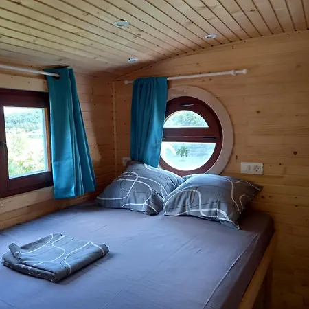 Les Roulottes De Josephine *