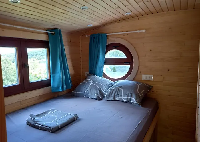 Les Roulottes De Josephine *